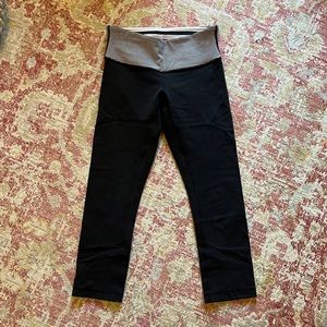 Lululemon cropped leggings